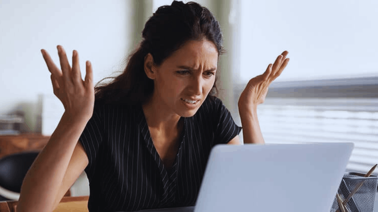 Avoiding Job Scams in 2025: Red Flags on LinkedIn and Job Apps